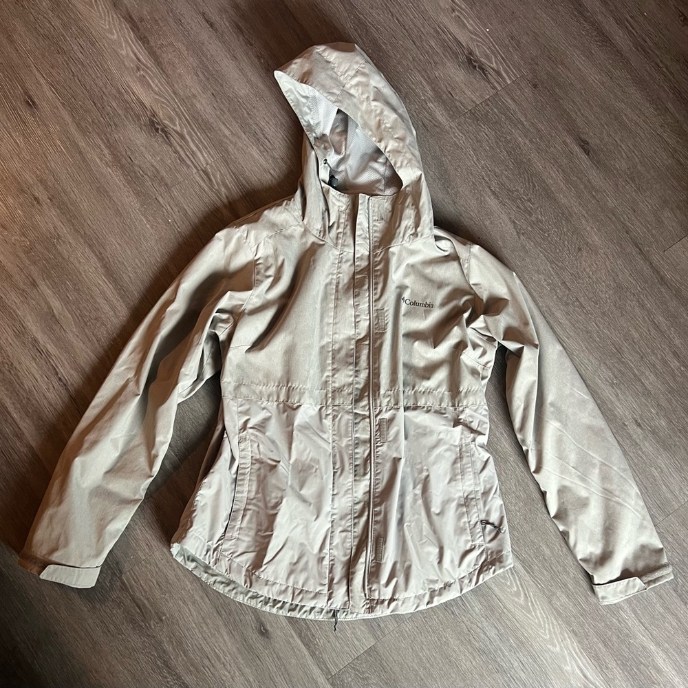 Columbia Women's Light Tan Hooded Jacket